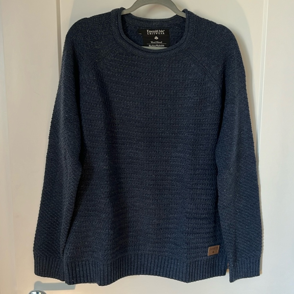 Men’s wool sweater,
